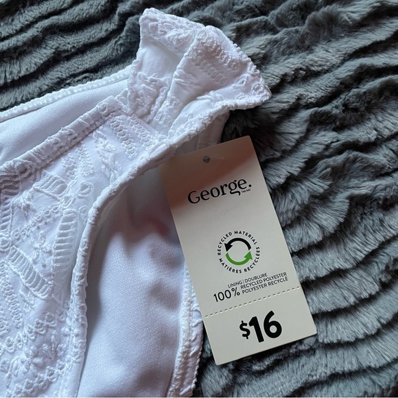 Crochet Bikini - Picture 8 of 8